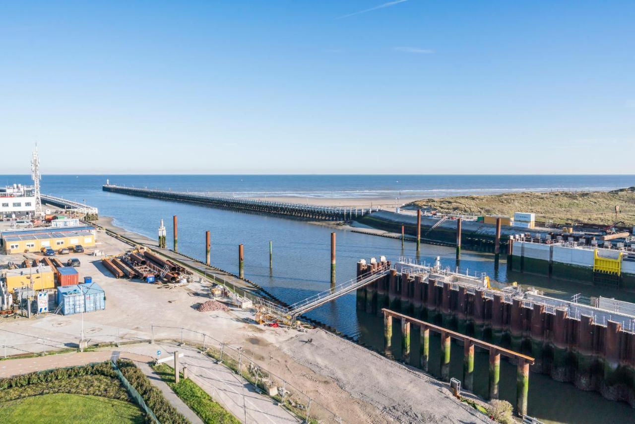 Lighthouse With Amazing & Beautiful Sea View * Nieuwpoort
